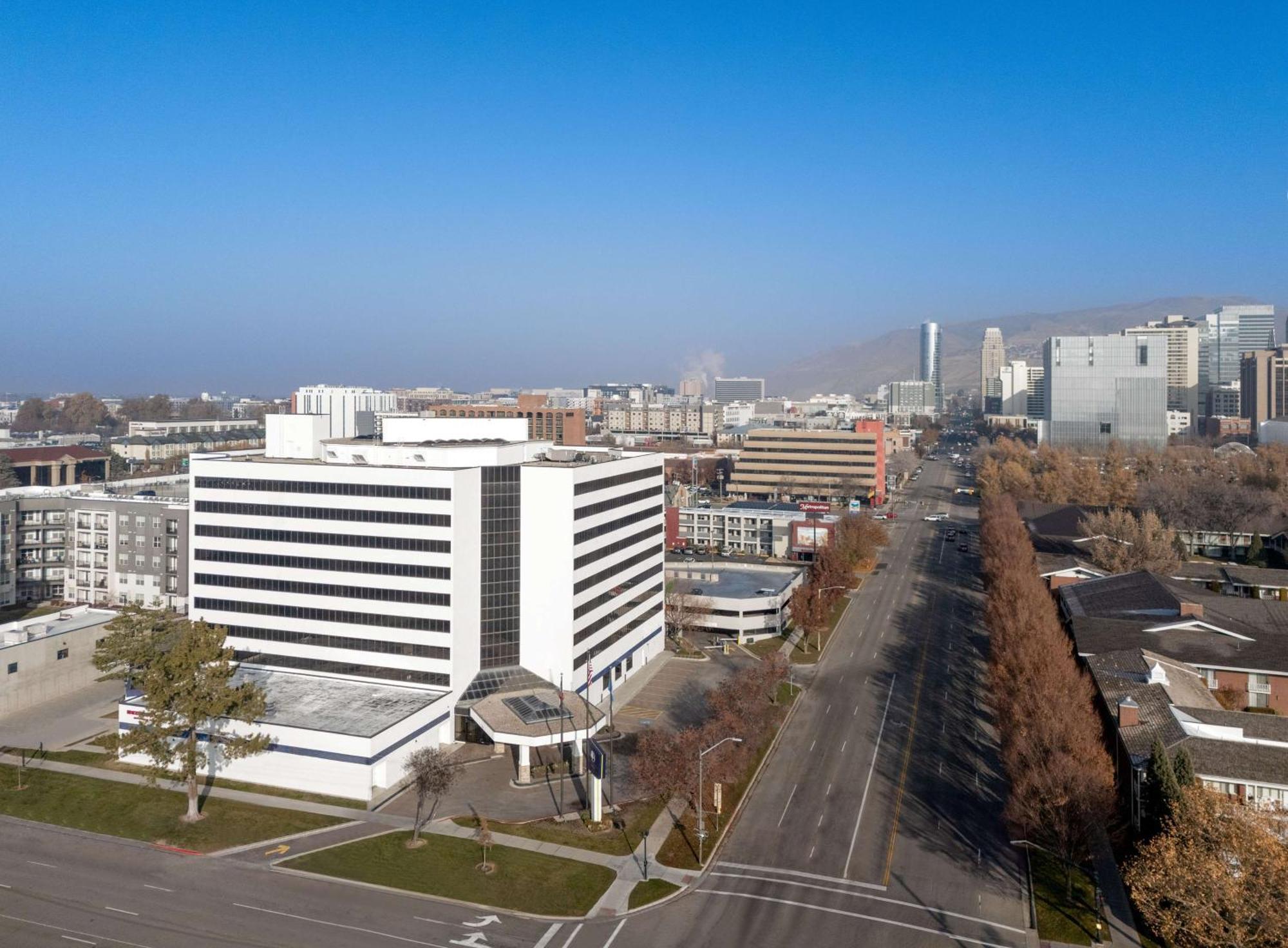 Doubletree Suites By Hilton Salt Lake City Buitenkant foto